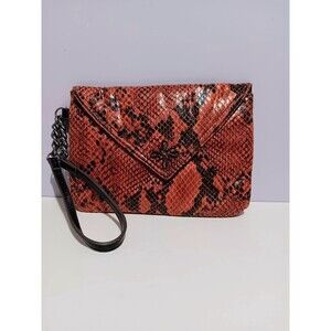 Simply Vera Faux Snakeskin Envelope Clutch Wristlet Purse 8"×6"